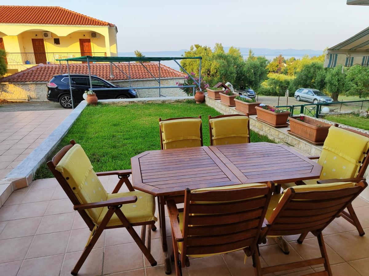 Λελα Apartment Kриопиги Екстериор снимка