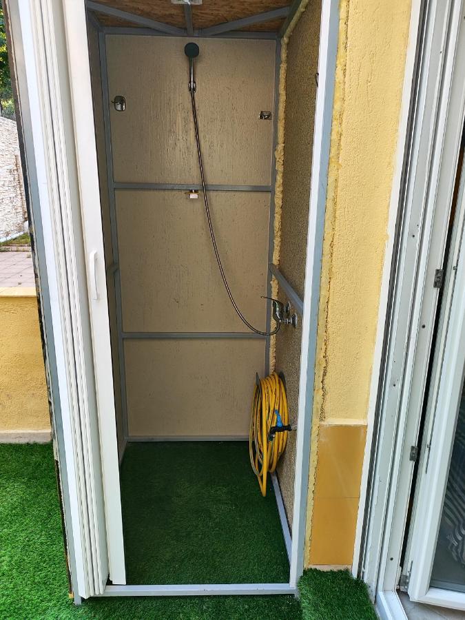 Λελα Apartment Kриопиги Екстериор снимка