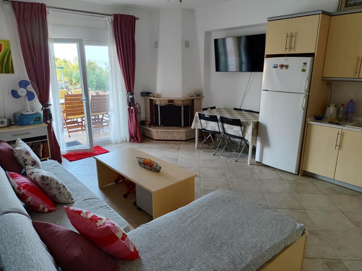 Λελα Apartment Kриопиги Екстериор снимка